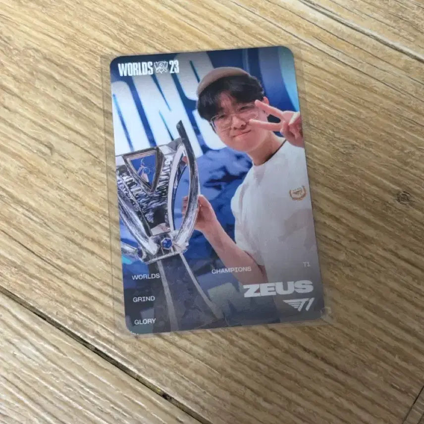 [BUNJANG] T1 Zeus 2023 Worlds Photocard / 23 티원 월즈 제우스 포카 포토카드 (현 한화생명e스포츠 hle)