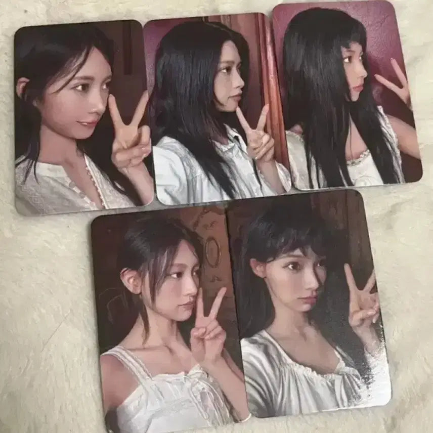 [BUNJANG] RESCENE Million Music POB Photocard Set V / 리센느 밀리언뮤직 미공포 포카 세트 브이