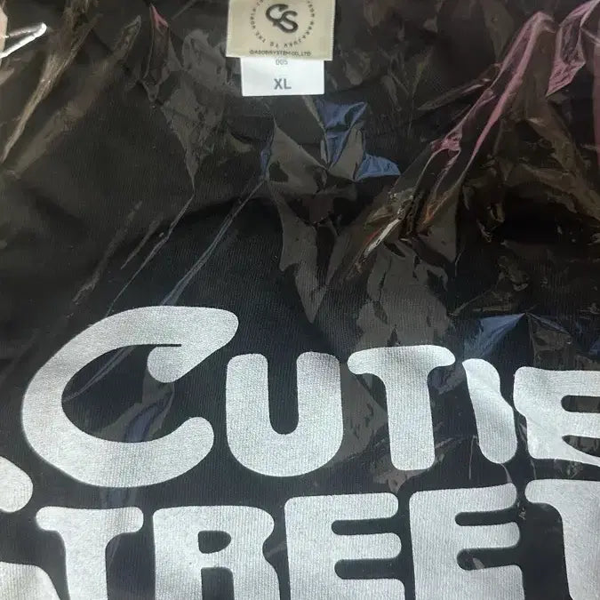 [BUNJANG] Cutie Street 3rd Concert Seoul Tee XL Sealed / 큐티스트리트 3콘 서울티 XL 미개봉