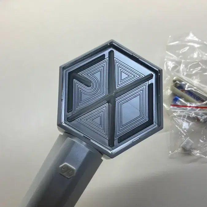 [BUNJANG] EXO Official Light Stick Ver. 3 with Battery Pack / EXO 공식 응원봉 배터리팩 포함