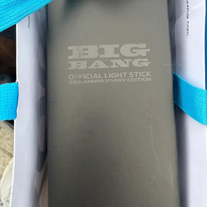 [BUNJANG] BIGBANG 20th Anniversary Concert Official Lightstick (Sealed) / 빅뱅 월드투어 콘서트 20주년 응원봉. 뱅봉 (미개봉)