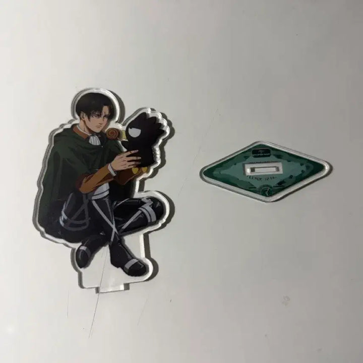 [BUNJANG] Attack on Titan Levi Ackerman Acrylic Stand / 진격의 거인 리바이 아크릴 스탠드