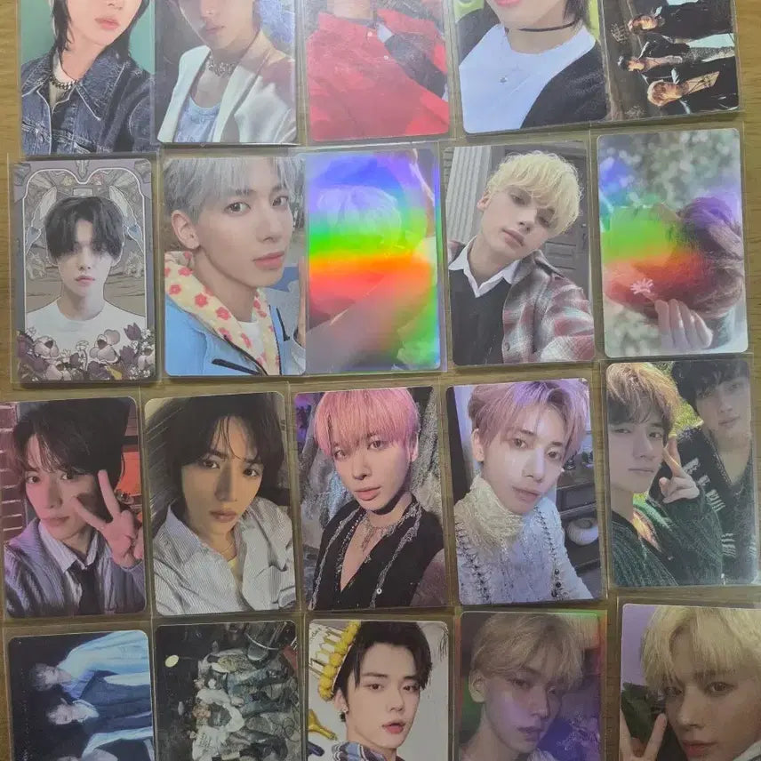 [BUNJANG] TXT Bundle Set Photocards (20 pcs) / 투모로우바이투게더 포토카드 20장 일괄