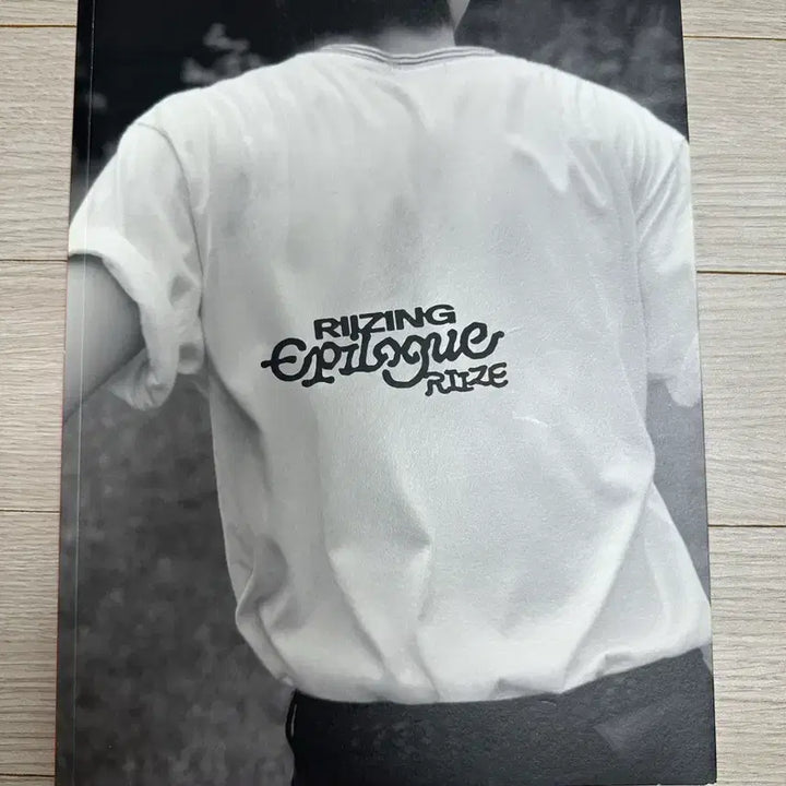 [BUNJANG] RIIZE Riizing Epilogue Album / 라이즈 에필로그 앨범 (RIIZE:Riising epilogue album) 판매