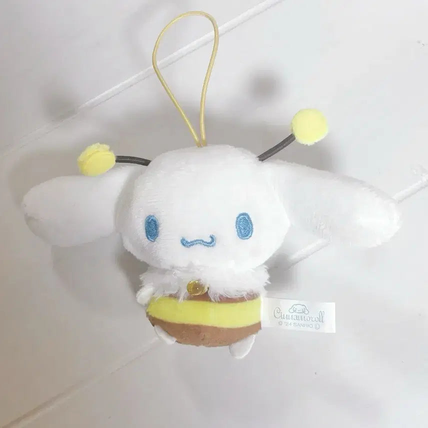[BUNJANG] Sanrio Cinnamoroll Honeybee Plush Doll / 산리오 꿀벌 시나모롤 인형 누이 누이구루미