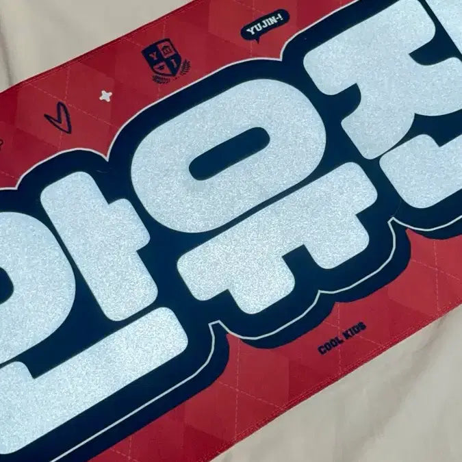 [BUNJANG] IVE Yujin Cool Kids Slogan / 아이브 안유진 쿨키즈 슬로건 판매