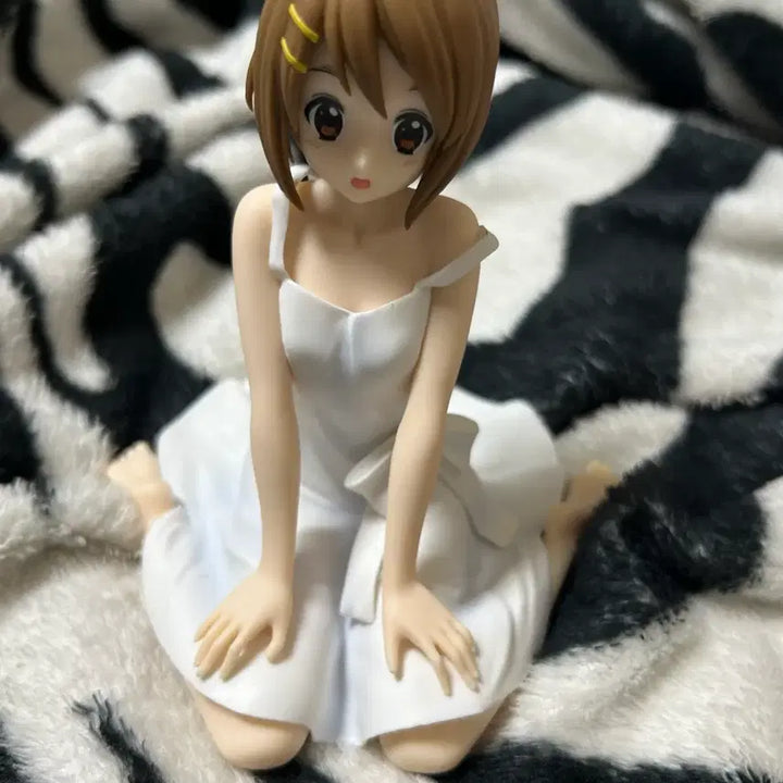 [BUNJANG] K-On! Yui Hirasawa Figure / 케이온 유이 피규어