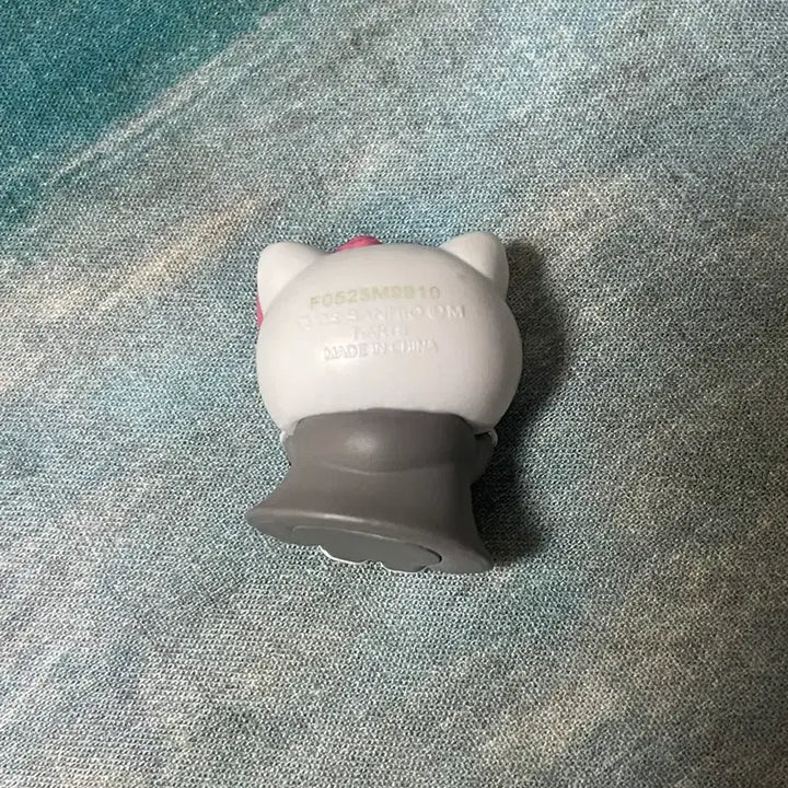 [BUNJANG] Hello Kitty Figure / 헬로키티 피규어