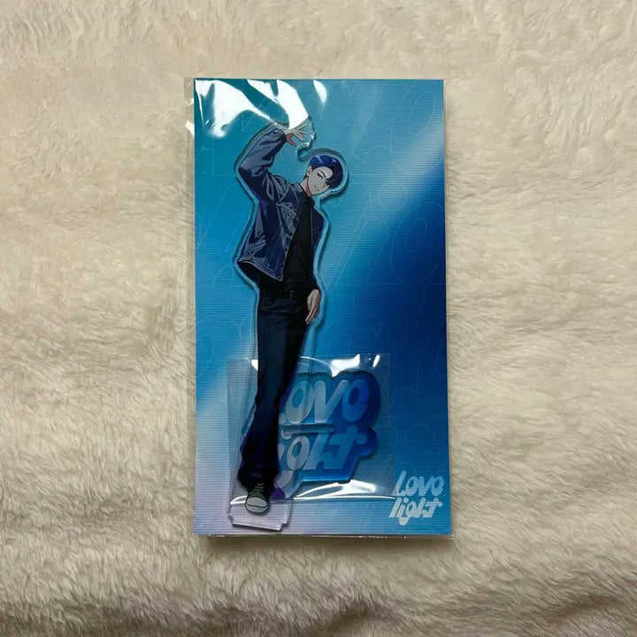 [BUNJANG] Vivaren Issey Lovelight Acrylic Stand xlamv Kramb / 비바렌 잇세이 러브라이트 아크릴 xlamv 크람브 lovelight