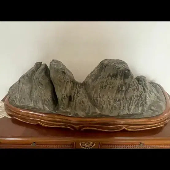 [BUNJANG] Mountain-Shaped Viewing Stone with Stand / 산모양 수석+받침대(가격조정가능)