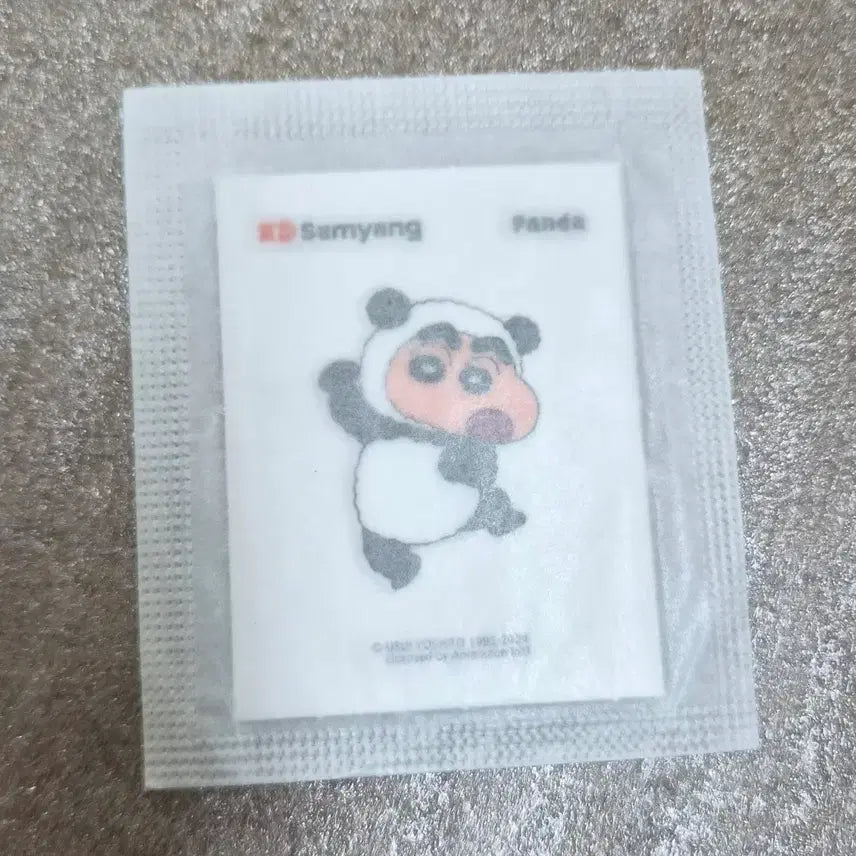 [BUNJANG] Samyang Crayon Shin-chan Sticker Set / 삼양 짱구띠부씰 판다