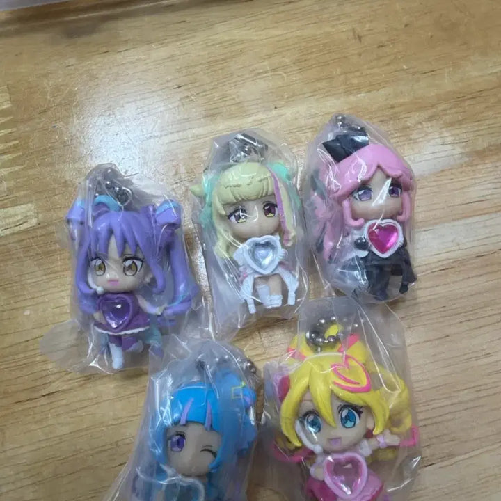 [BUNJANG] Bandai Bocu wo Tsutaeru Idol Keychain 2 Capsule Toy / 반다이 너와 아이돌 키링2 캡슐토이