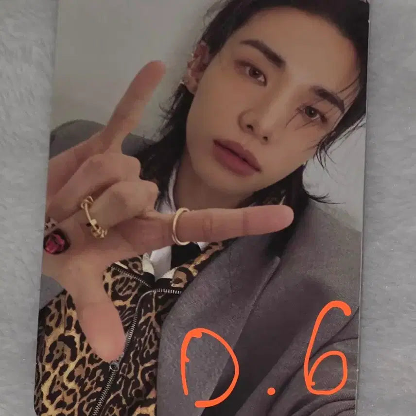 [BUNJANG] Stray Kids THISVER. Hyunjin Photocard / 스트레이키즈 디스앤댓 THISVER. 현진 앨포