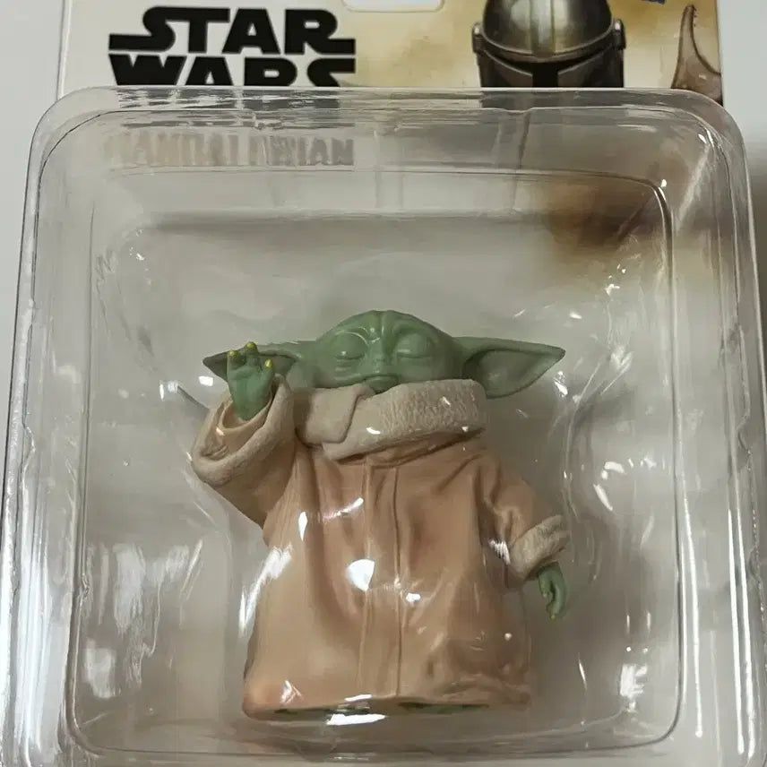 [BUNJANG] Grogu UDF Mandalorian Figure / 그로구 udf 피규어 포스 만달로리안