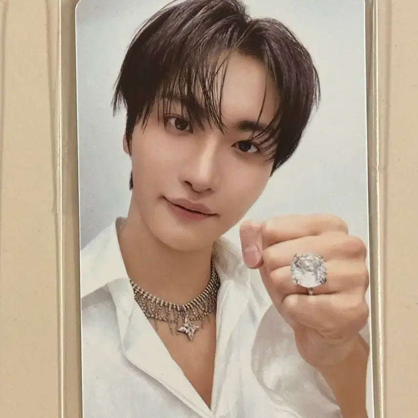[BUNJANG] ATEEZ x ANITEEZ Pop-up Exclusive Photocard (Seonghwa) / 에이티즈 X 애니티즈 팝업 5만원 특전 포토카드 (성화)