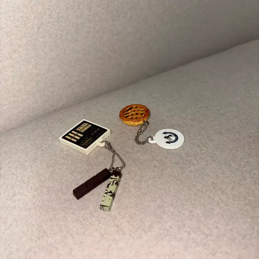[BUNJANG] Imperial Hotel Dessert Gacha Blueberry Pie Chocolate Box Bundle Set / 제국호텔 디저트 가챠 블루베리파이 초콜릿박스 일괄