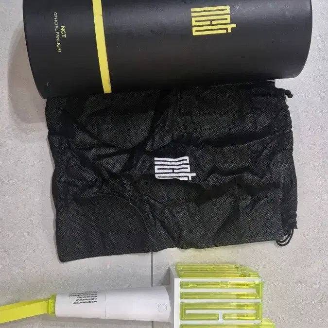 [BUNJANG] NCT Official Fanlight / NCT 엔시티 구믐뭔봄 판매