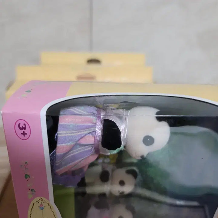 [BUNJANG] Sylvanian Families Panda Family Figure Set / 실바니안 판다 가족
