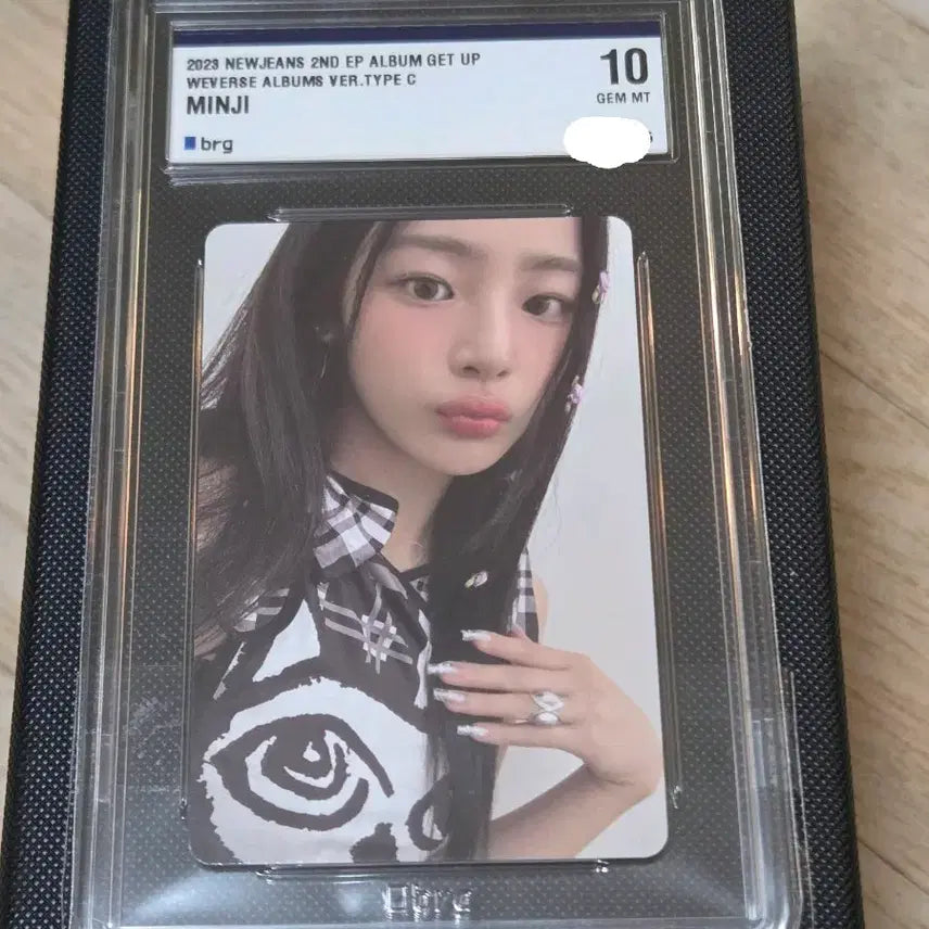 [BUNJANG] NewJeans Get Up Minji Photocard Type C BRG 10 / 뉴진스 겟업 민지 포토카드 타입 C brg10