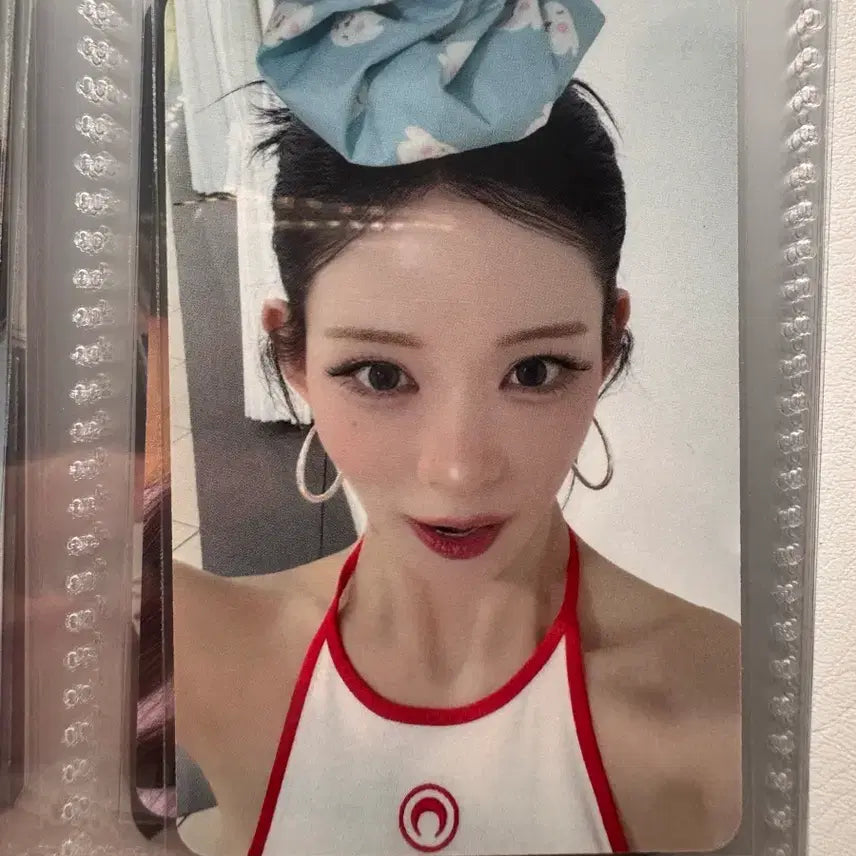 [BUNJANG] fromis_9 Lee Chaeyoung Apple Music POB Photocard / 프로미스나인 이채영 애플뮤직 특전 포토카드
