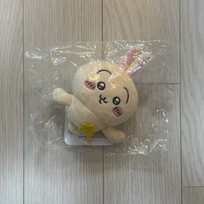 [BUNJANG] Cheekawaii Usagi Magnetic Plush Doll / 치이카와 먼작귀 우사기 인형