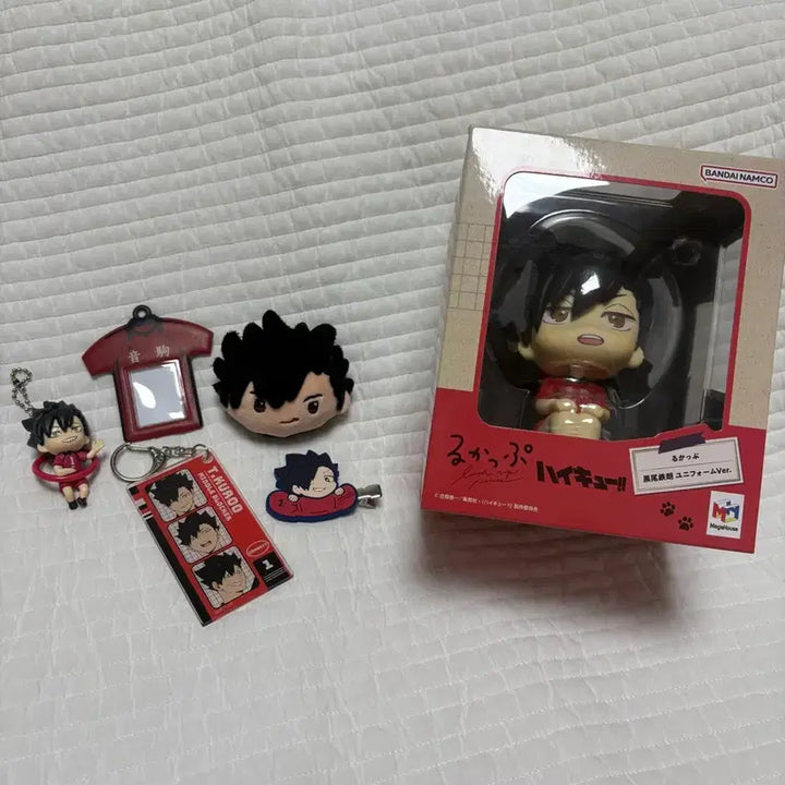 [BUNJANG] Kuroo Tetsuro Figure &amp; Keyring Set / 쿠로오 굿즈 (급처) (네고 가능!!) [룩업, 만화책, 키링 등)
