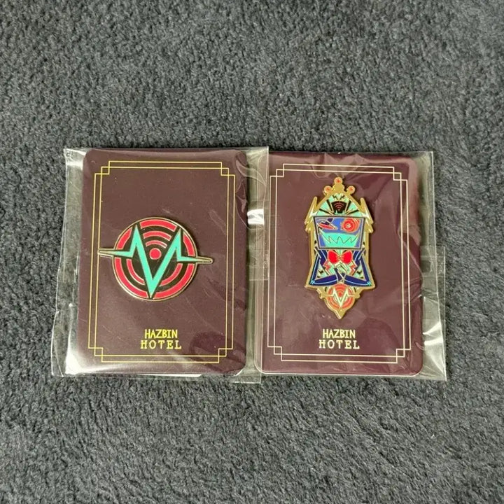 [BUNJANG] Has Been Hotel Box Tech Logo Pin Badge / 해즈빈호텔 복스 복스테크 로고 핀뱃지 뱃지