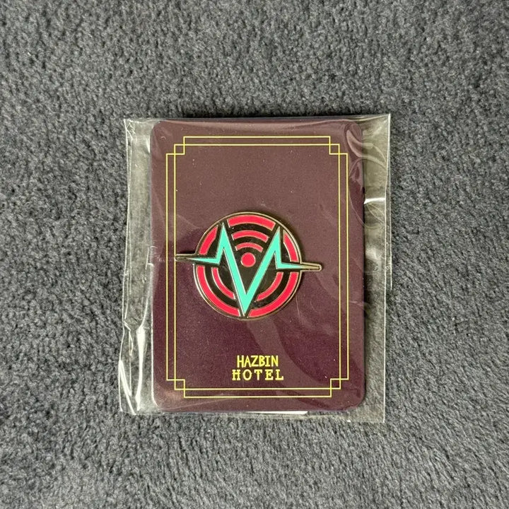 [BUNJANG] Has Been Hotel Box Tech Logo Pin Badge / 해즈빈호텔 복스 복스테크 로고 핀뱃지 뱃지