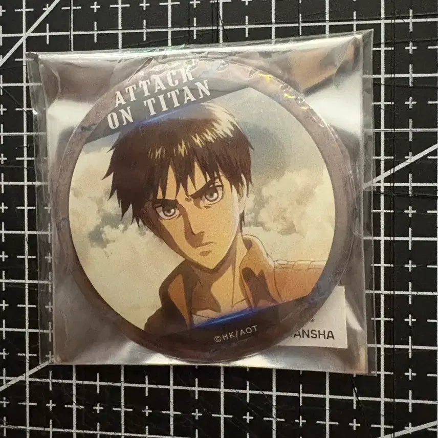 [BUNJANG] Attack on Titan WIT Studio Eren Trading Can Badge / 진격의거인 WIT 스튜디오 트레이딩 캔뱃지 에렌
