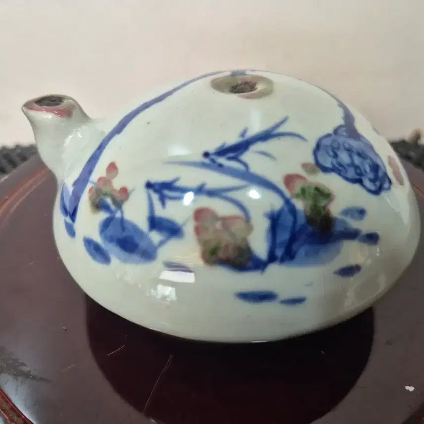 [BUNJANG] Celadon Blue and White Porcelain Blue and Red Glazed Sparrow Inkstone / 청화 진사 참새연적(소장품)