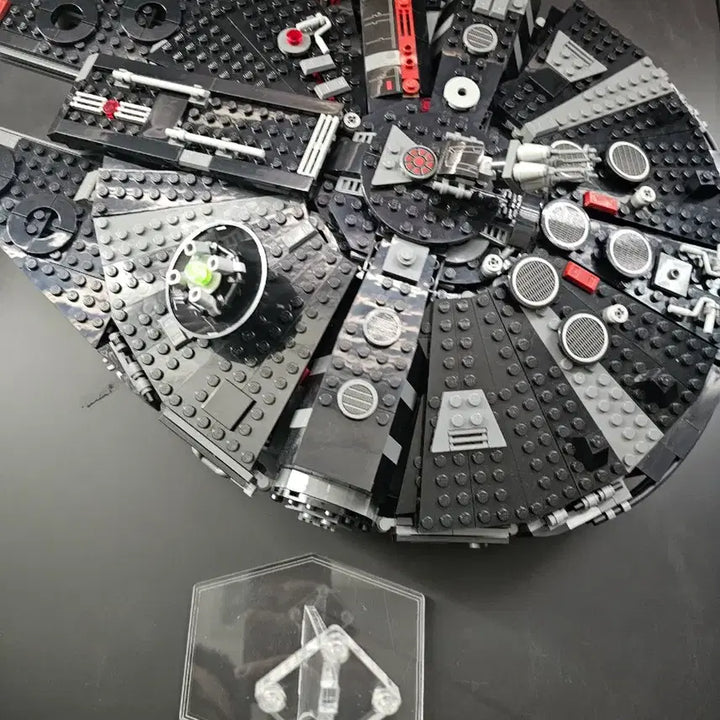 [BUNJANG] LEGO Star Wars Millennium Falcon UCS 75389 Bulk Set (Instructions Included) / 레고 다크 밀레니엄 팔콘 벌크팝니다 75389