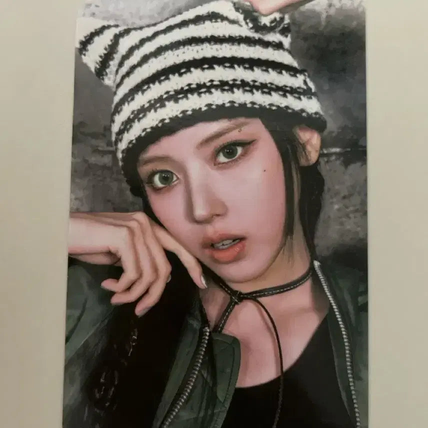 [BUNJANG] NMIXX Jiwoo Fe304: BREAK Photocard / 엔믹스 지우 Fe304 BREAK 포카