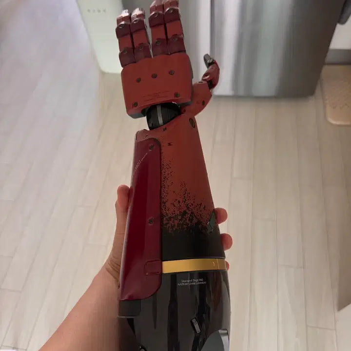 [BUNJANG] Big Boss Bionic Arm 1:1 Scale Replica - Metal Gear Solid V / 빅보스 의수 1:1사이즈 메탈기어 솔리드 V 굿즈 스네이크 바이오닉 암