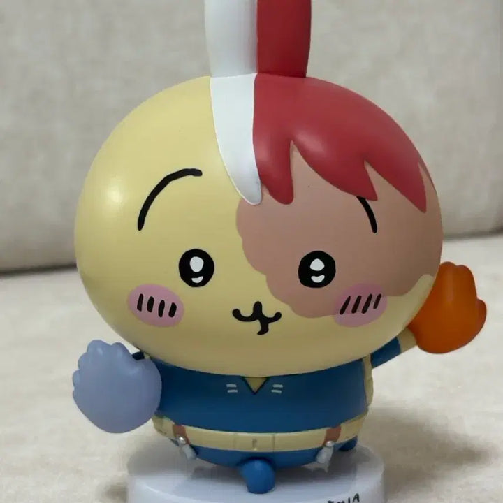 [BUNJANG] My Hero Academia x Chiikawa Todoroki Usagi Figure / 박스o) 나히아 치이카와 콜라보 토도로키 우사기 피규어 (히로아카 나의 히어로 아카데미아 토도로키 쇼토)