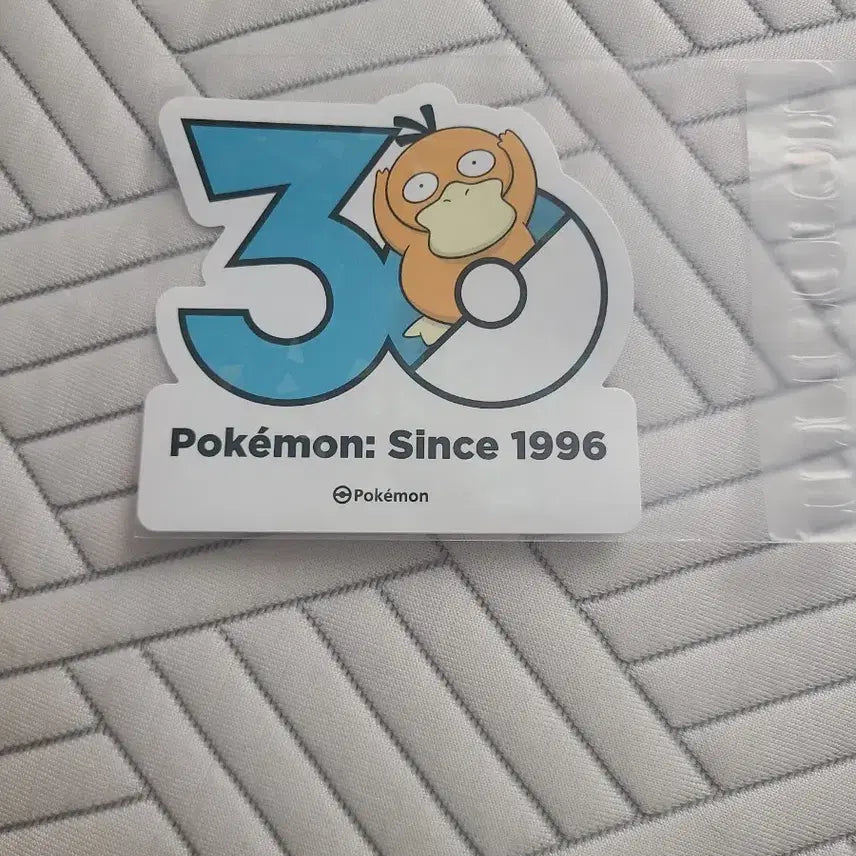 [BUNJANG] Pokemon 30th Anniversary Golduck Logo Sticker / 포켓몬스터 30주년 로고 스티커 고라파덕