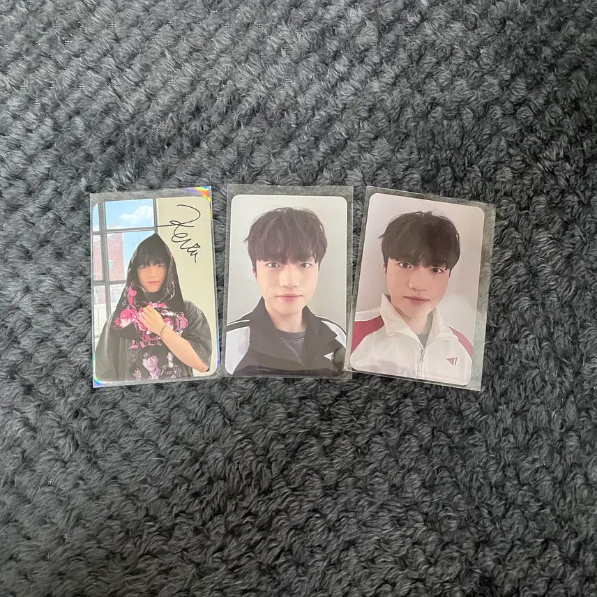 [BUNJANG] T1 Keria Home Ground Windbreaker Photocard Set / [케리아/KERIA] 홈그라운드 특전+바람막이 윈드브레이커 포카 3장