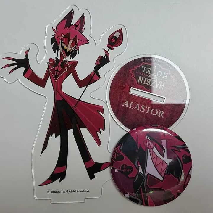 [BUNJANG] Hazbin Hotel Shinjuku Pop-up Limited Edition Alastor Acrylic Stand &amp; Can Badge Bundle Set / 해즈빈호텔 신주쿠팝업 한정판 알래스터 아크릴스탠드, 캔뱃지 일괄