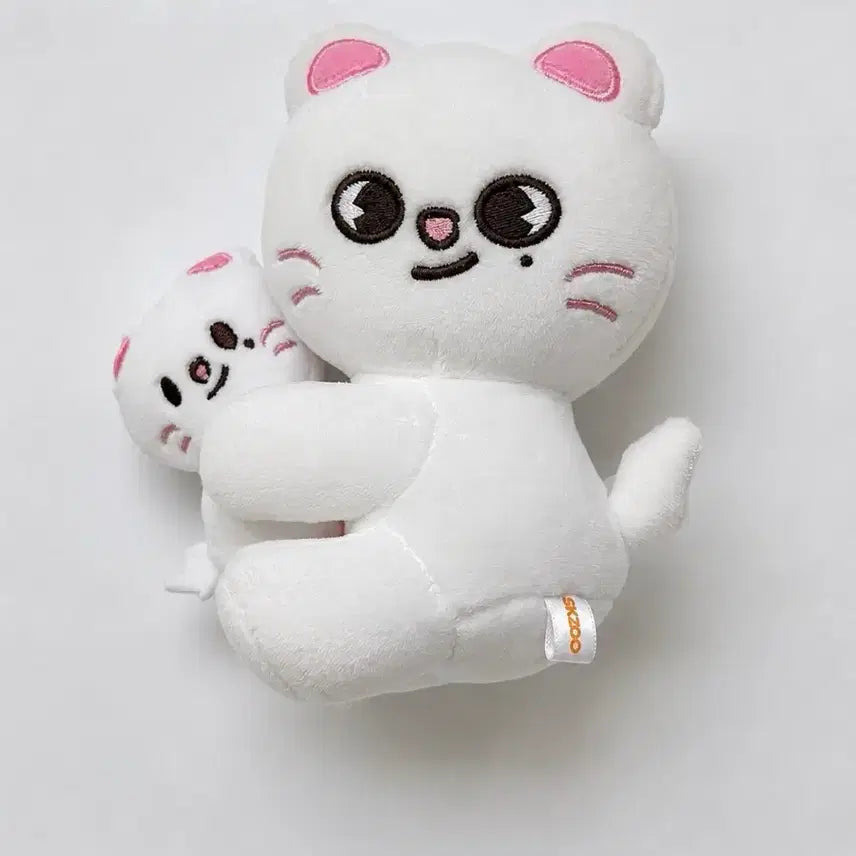 [BUNJANG] Genielet Skizoo Magnet Plush Hyunjin Doll / 지니렛 스키주 마그넷 플러시 현진 인형