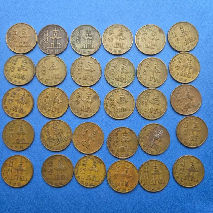 [BUNJANG] 1968 Republic of Korea 10 Won Used Coin (30 pcs) / 1968년 10원 사용제 동전 30개  -5-