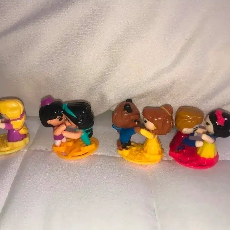 [BUNJANG] Kinder Joy Classic Figures Bundle / 킨더조이 고전 피규어 판매합니다