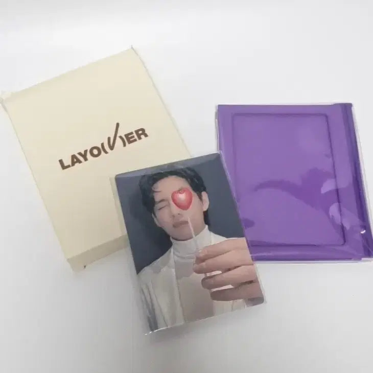 [BUNJANG] BTS V Merch Box 17 Photocard (Sealed) / [무배/미개봉] 방탄 머치박스17 태형 포카