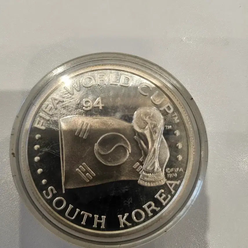 [BUNJANG] 1994 FIFA World Cup USA Commemorative 1oz .999 Fine Silver Limited Edition Medal / 1994 FIFA 월드컵 USA 기념 1oz .999 순은 한정판 메달