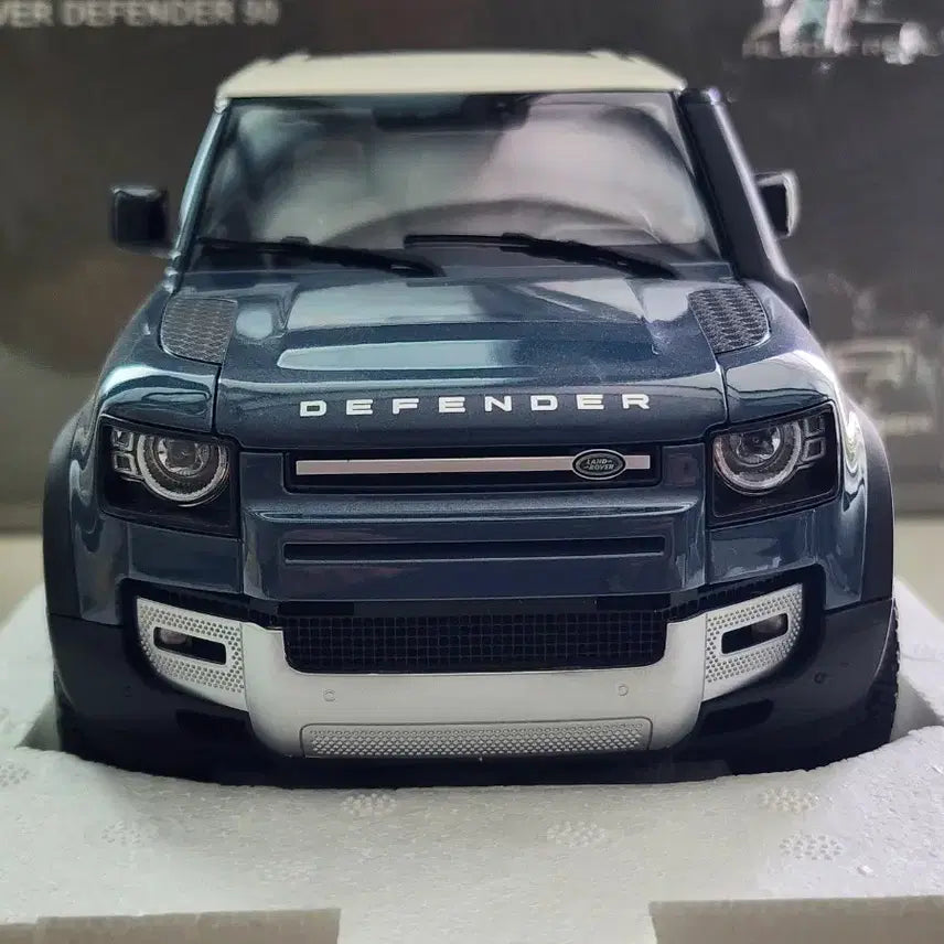 [BUNJANG] Almost Real 1:18 Land Rover Defender 90 Blue Limited Edition (504 Units) / 1:18 올모스트리얼 랜드로버 디펜더 90 블루 504대 한정판 다이캐스트