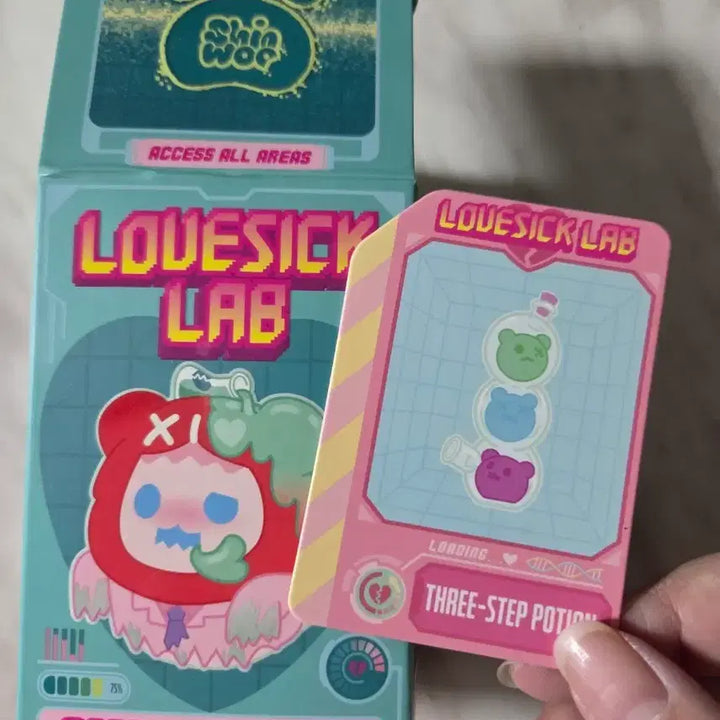 [BUNJANG] Shinwoo Ghost Bear Lovesick Lab Threestepotion Photocard / 신우 고스트베어 러브식랩 쓰리스텝포션 판매