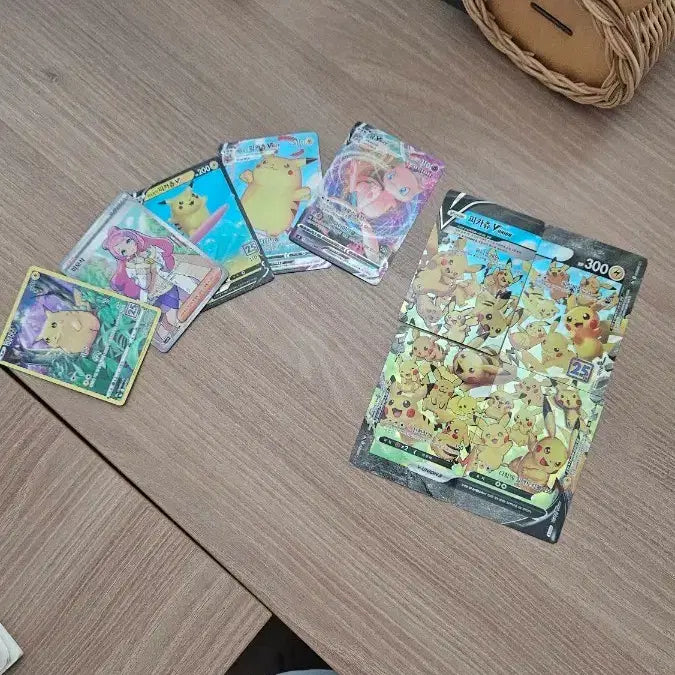 [BUNJANG] Pokemon Card Pikachu Illustration Rare / 포켓몬 카드 피카츄 일러스트 레어