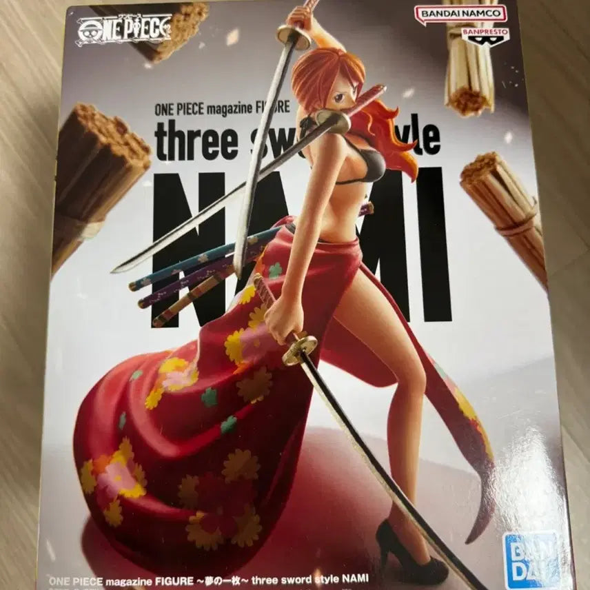[BUNJANG] One Piece Nami Three Sword Style Figure (New) / 네고 절대 안함 원피스 삼도류 나미 피규어새상품
