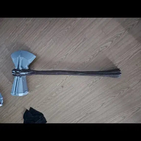 [BUNJANG] Thor Stormbreaker Cosplay Weapon / 스톰브레이커입니다