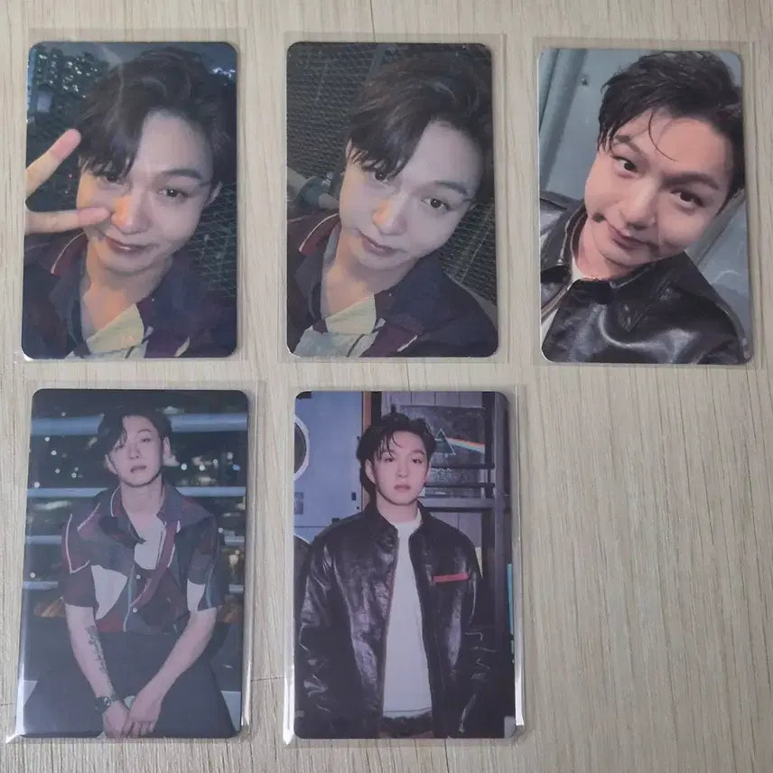 [BUNJANG] Lee Changsub Surrender Photocard Bundle Set / 급처)) 이창섭 서렌더 포카 일괄판매