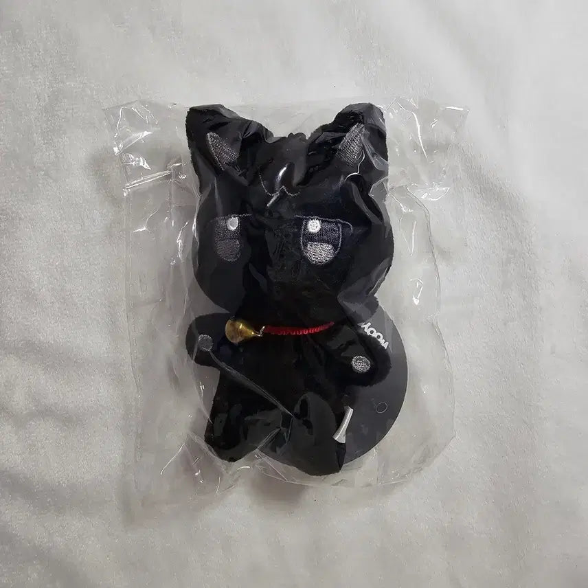 [BUNJANG] ATEEZ Wooyoung Wooyonggnyang Plushie Keychain / 애니티즈 우요냥 인형 키링 에이티즈 우영 (포카 포함)