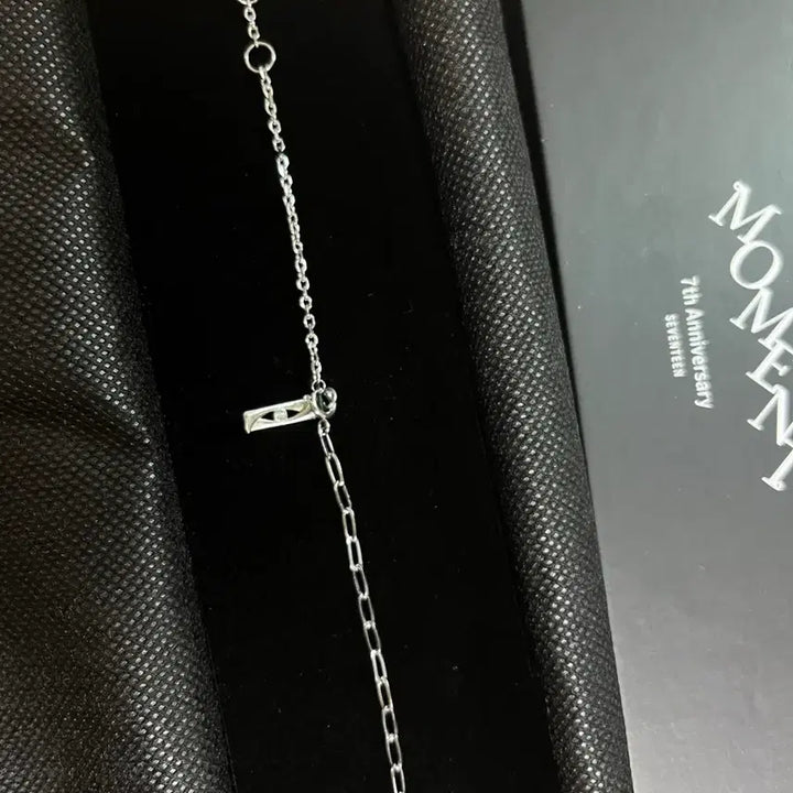 [BUNJANG] SEVENTEEN 7th Anniversary Bracelet (New) / 세븐틴 7주년 팔찌 (새)